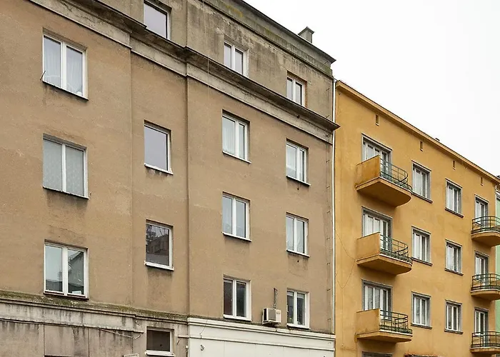 1 Maja Designer By Host 罗兹